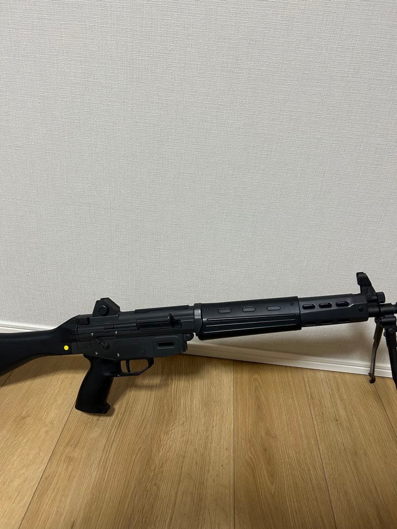 東京マルイ 89式小銃 電動ガン（マウント・重量カスタム）＋ダットサイト　自衛隊