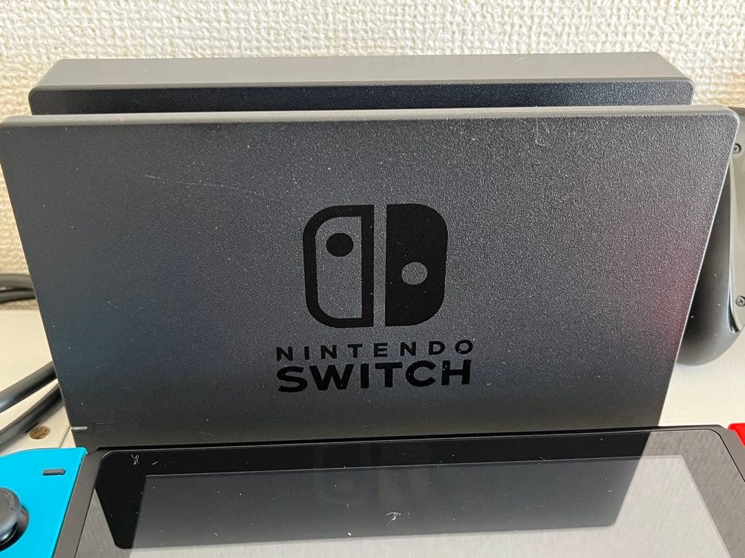 Nintendo Switch 青/赤 本体　箱あり美品 充電器、専用ケース付