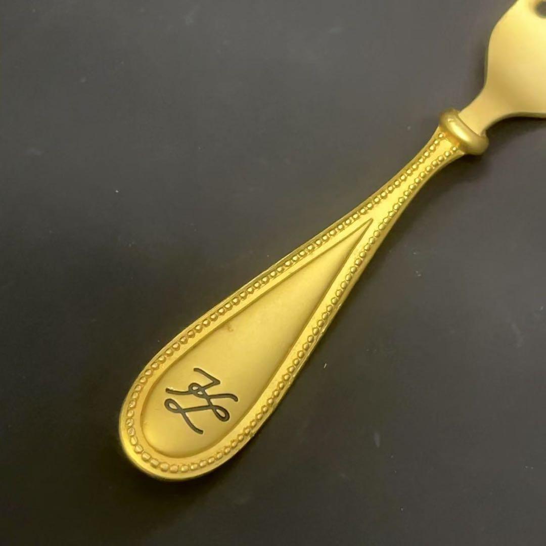 E*n様 希少！KARL LAGERFELD カールラガーフェルド ブローチ 4