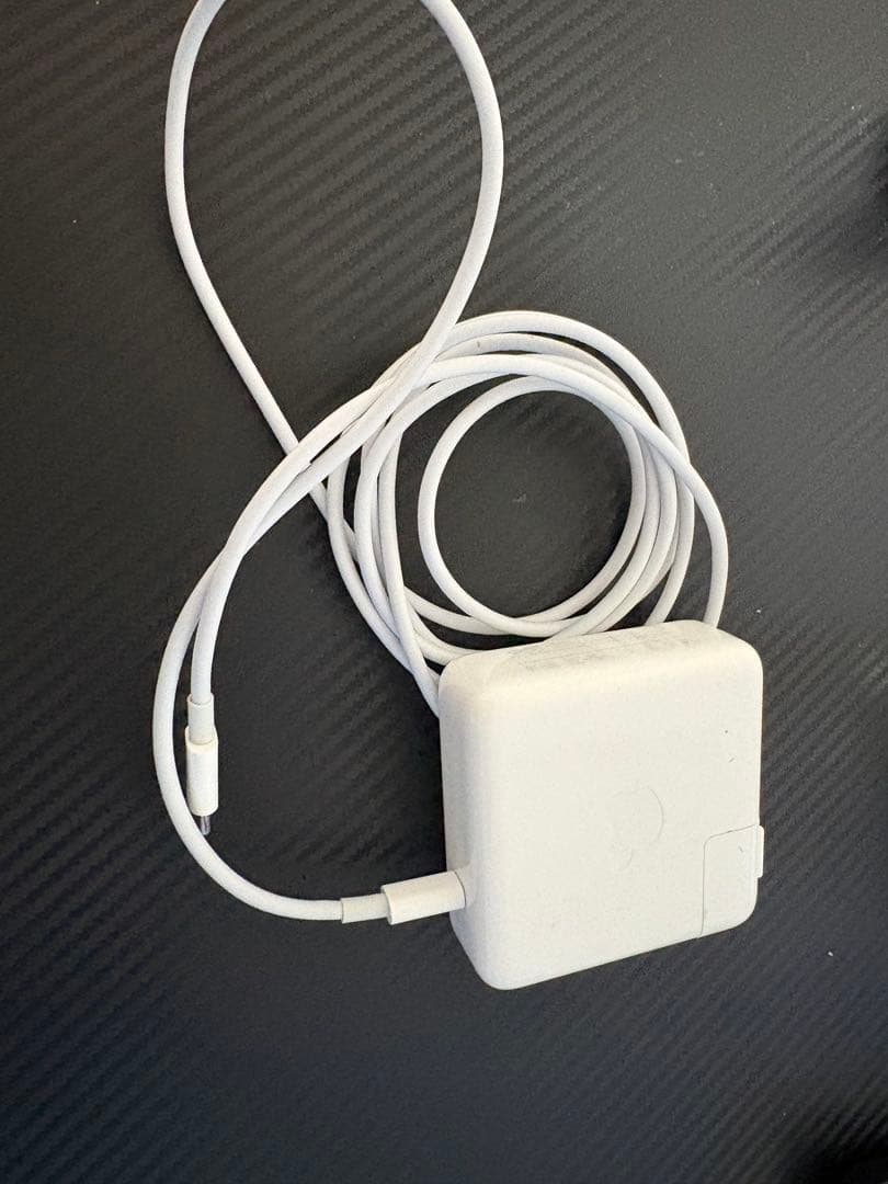 MacBook Pro 13インチ 2018 i5 8GB SSD512GB