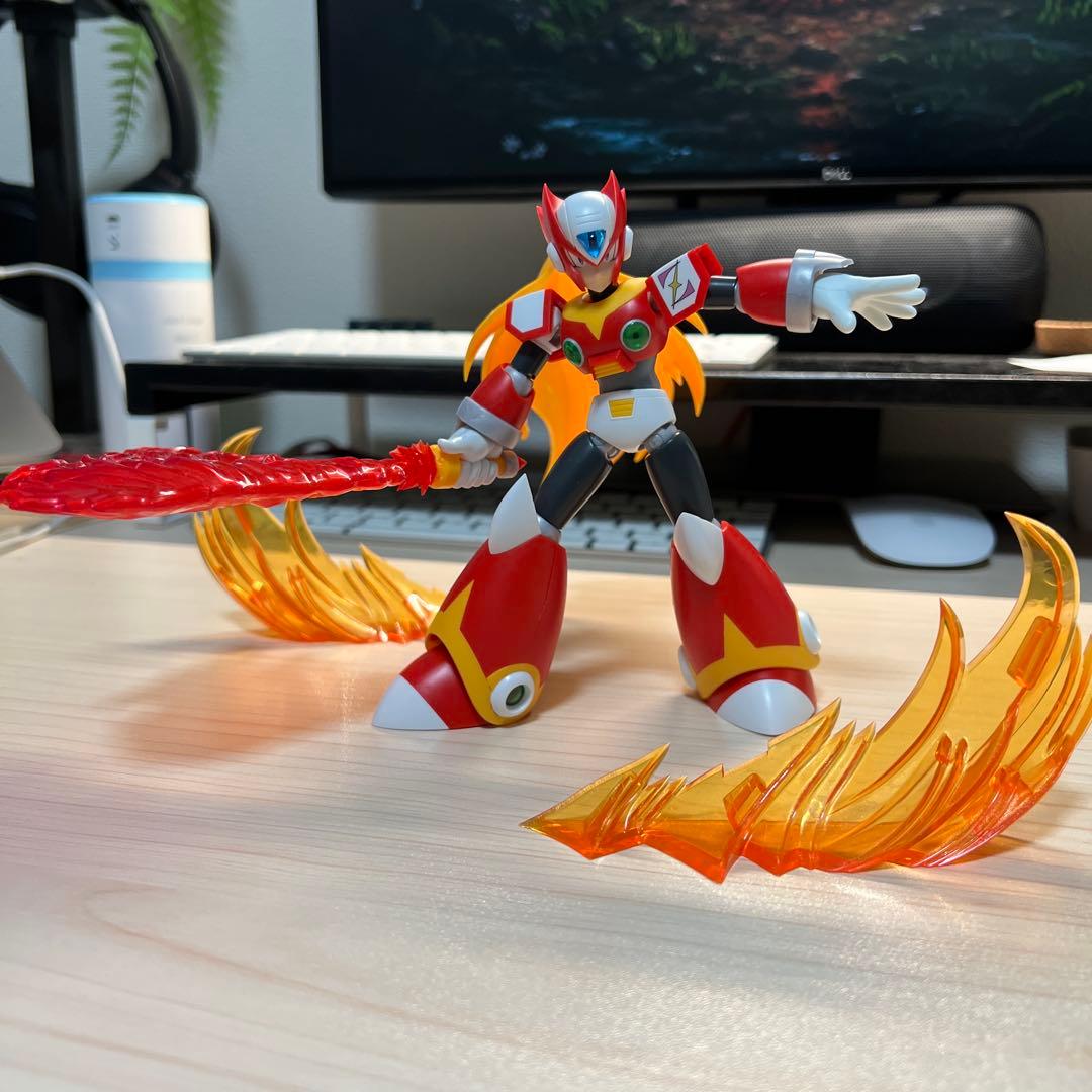 【組立済】コトブキヤ ロックマンX ゼロ プラモデル フィギュア　壽屋　龍炎刃