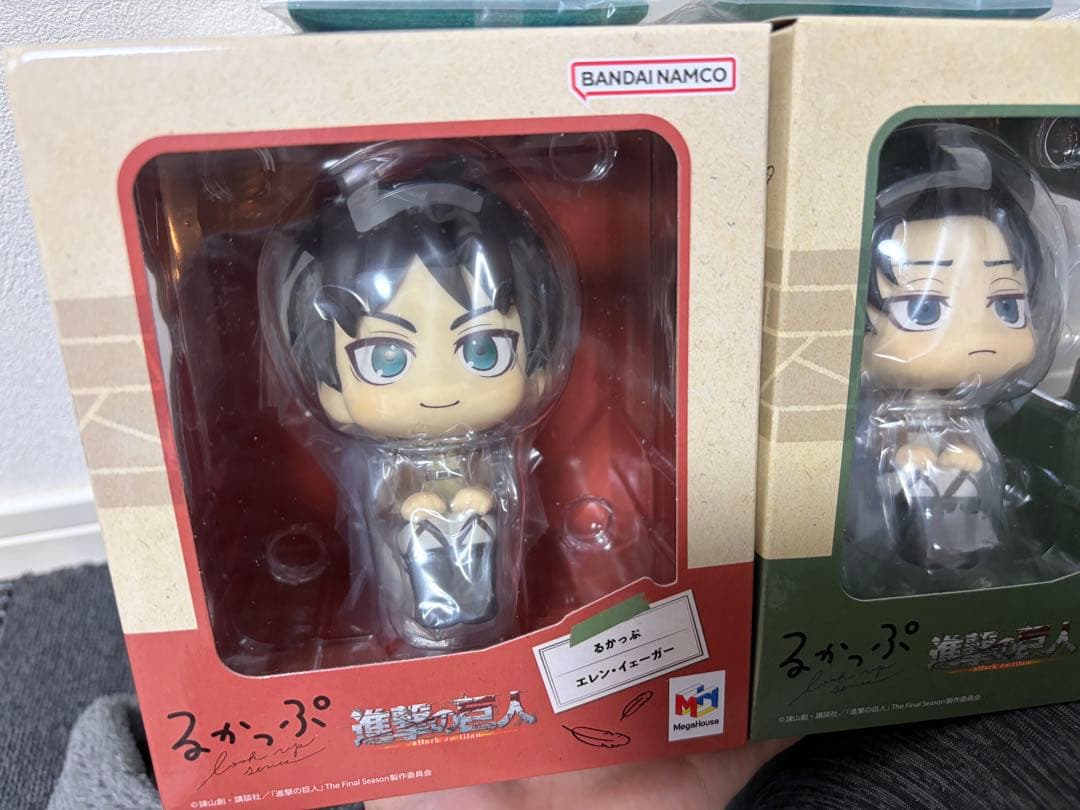 るかっぷ エレン・イェーガー リヴァイ フィギュアセット　ミニ座布団付き