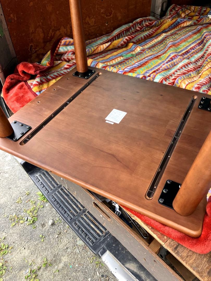 HIDAKAGU ダイニングテーブル