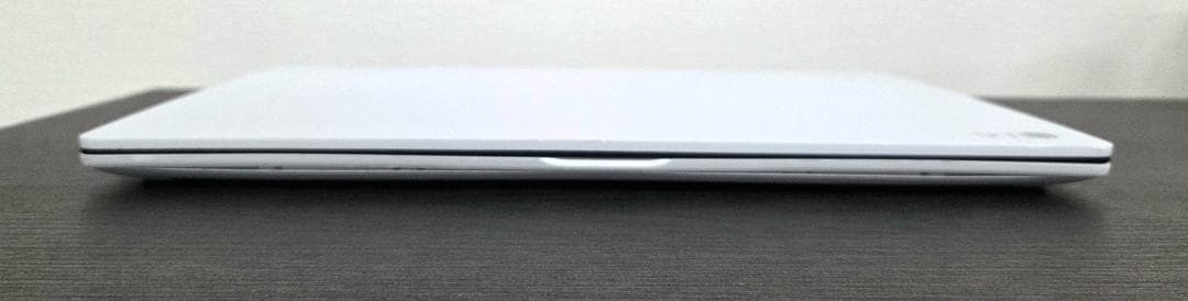 LG Ultra AMD Ryzen™7 5700U / 16G / 1TB