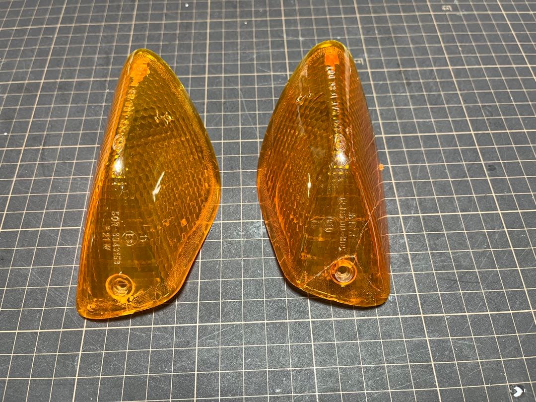 DUCATI PASO 750 ウインカーレンズ　ドゥカティ　パソ