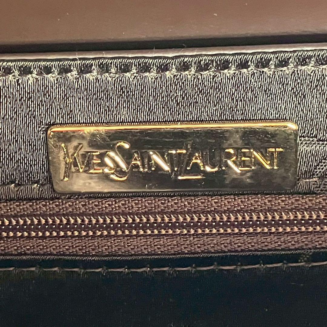 る*る様 未使用　イヴサンローラン　ロゴ金具　ダークブラウン　ハンドバッグ　長期