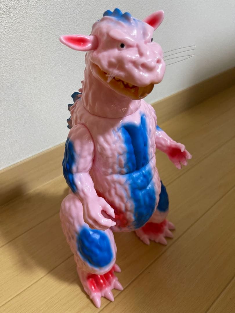 ネズラ　ゾルメン　zollmen ソフビ