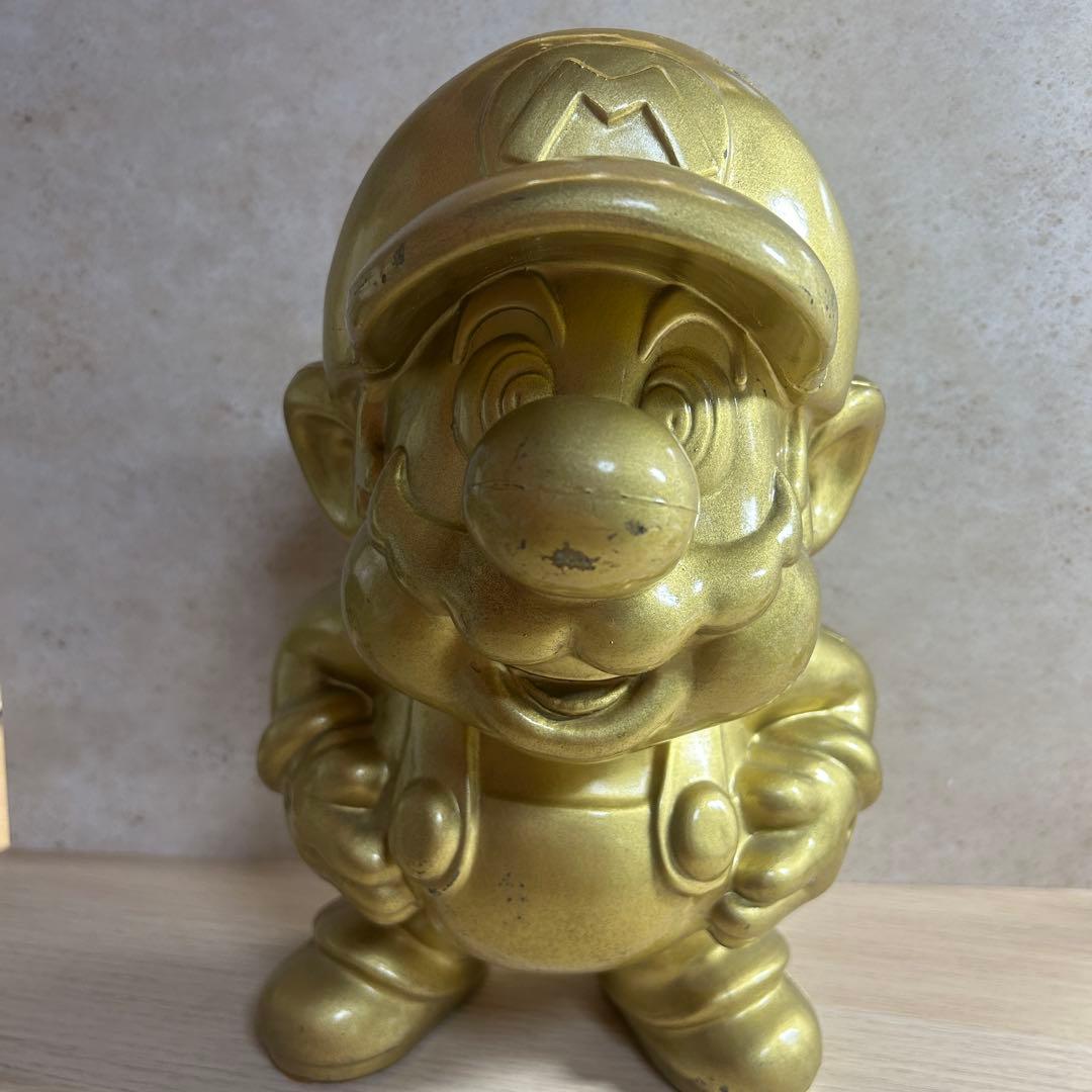 激レア　ゴールド マリオ　フィギュア