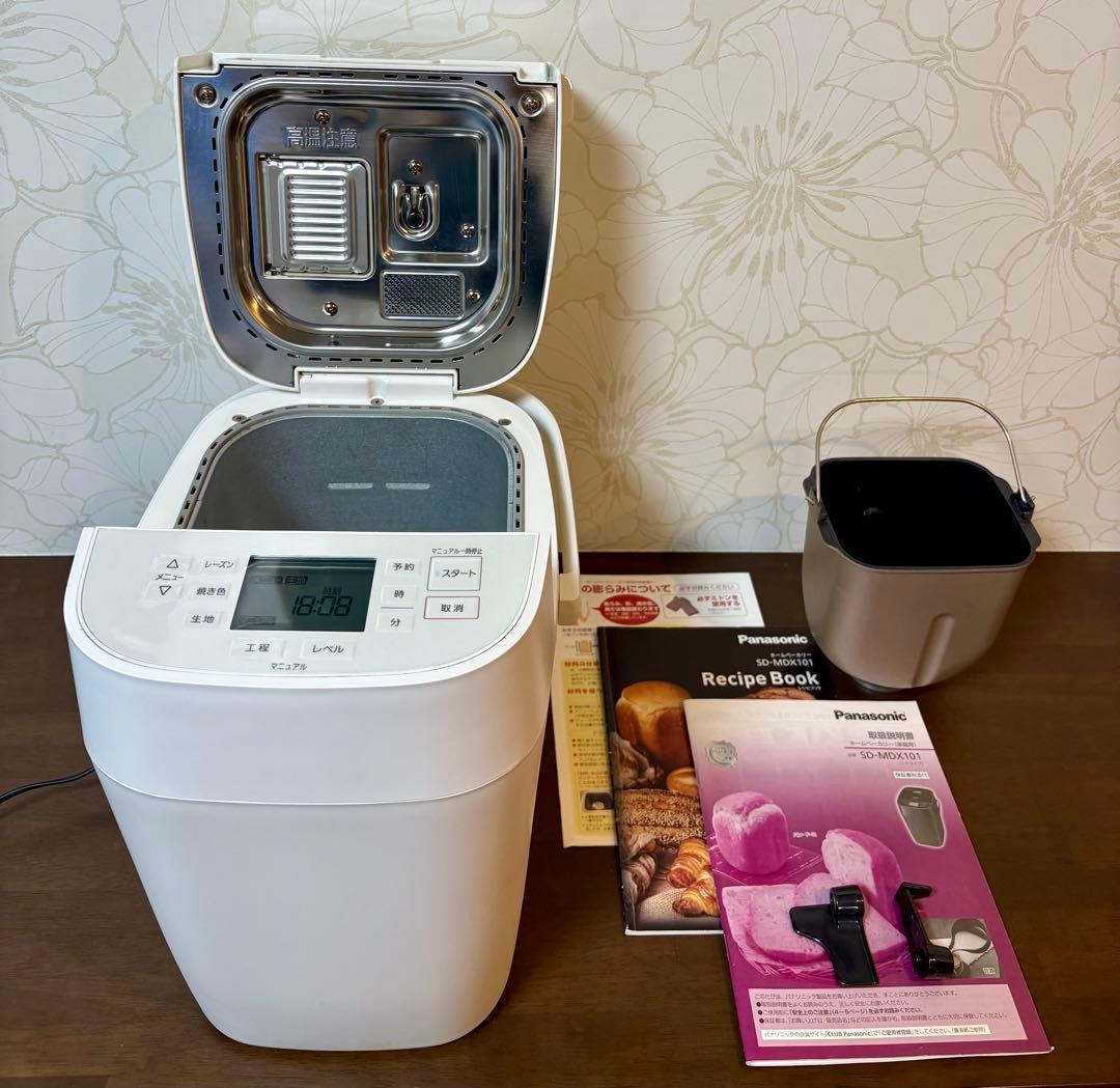 【美品】パナソニックPanasonic／ホームベーカリー　SD-MDX101