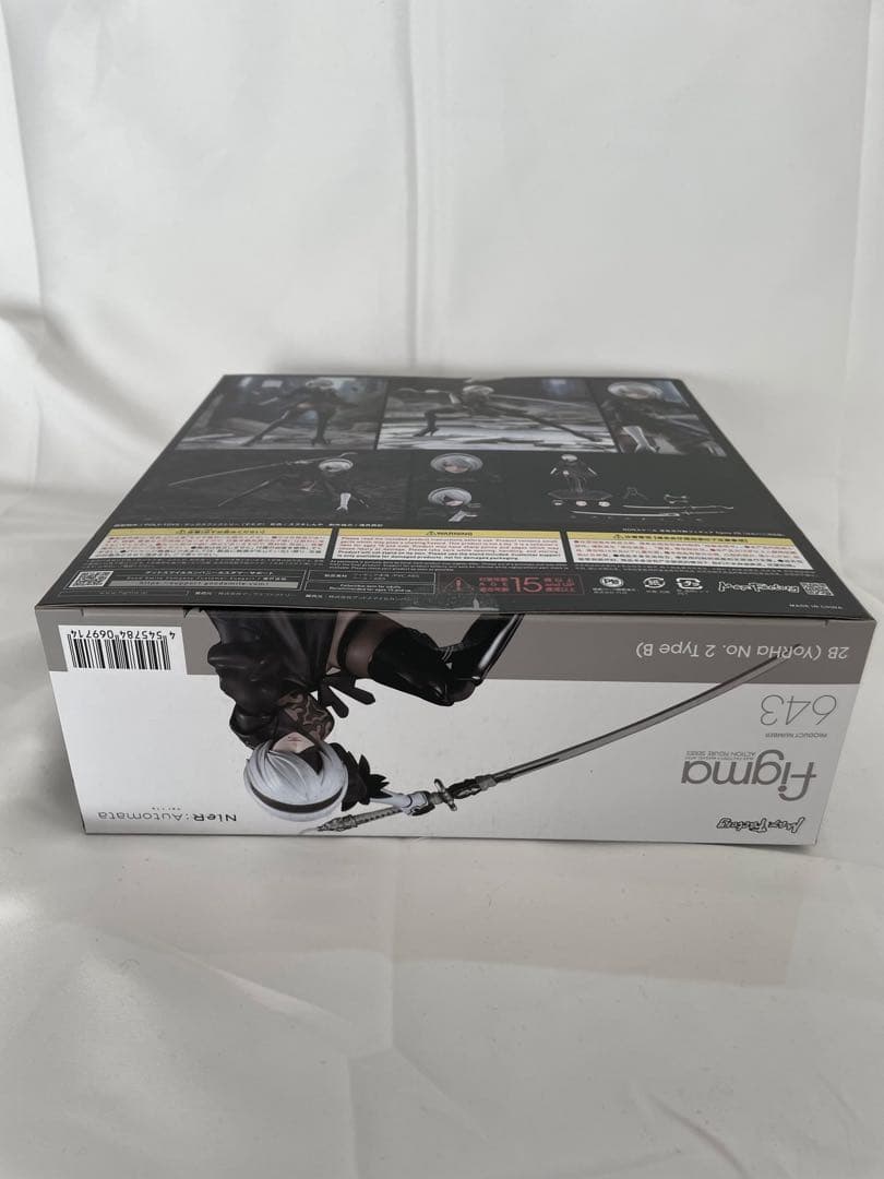 予約購入特典台座付き　figma 2B (ヨルハ二号B型) 643