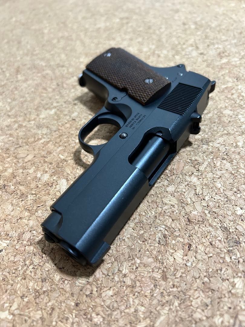 オールブラック仕様　デトニクス45 東京マルイ　木製グリップ　ガスガン