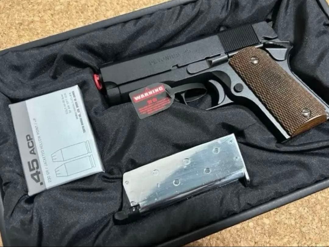 オールブラック仕様　デトニクス45 東京マルイ　木製グリップ　ガスガン