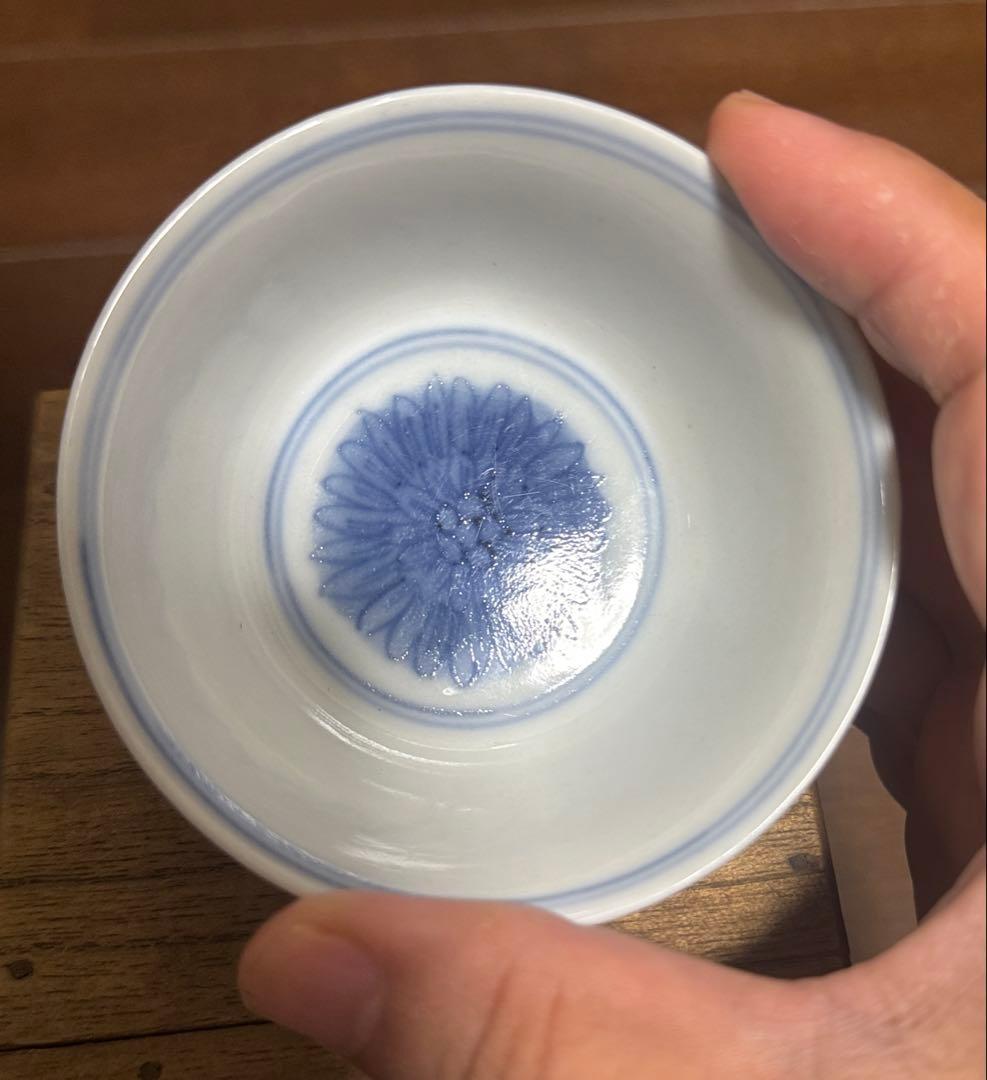 大明成化年製銘 古い染付菊文茶碗5個 箱付 唐物 古染付 古伊万里 茶道具