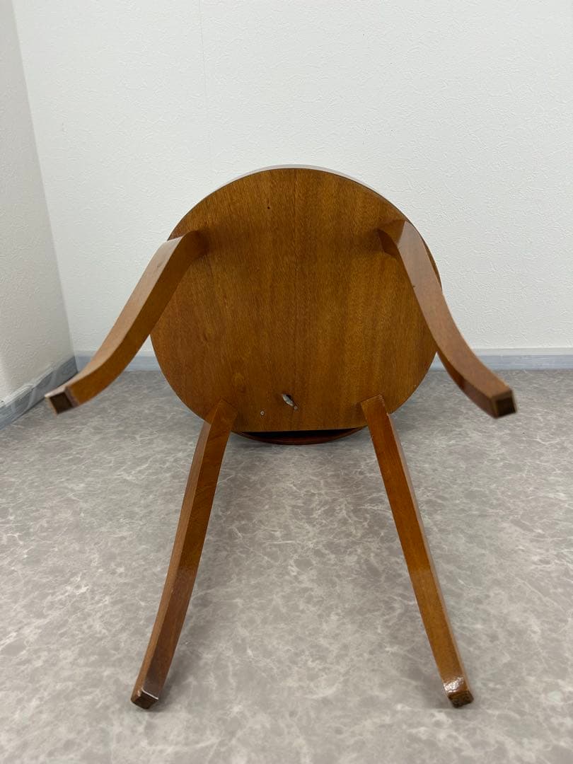 送料込み⭐︎天板収納オルゴール付き円形木製サイドテーブル