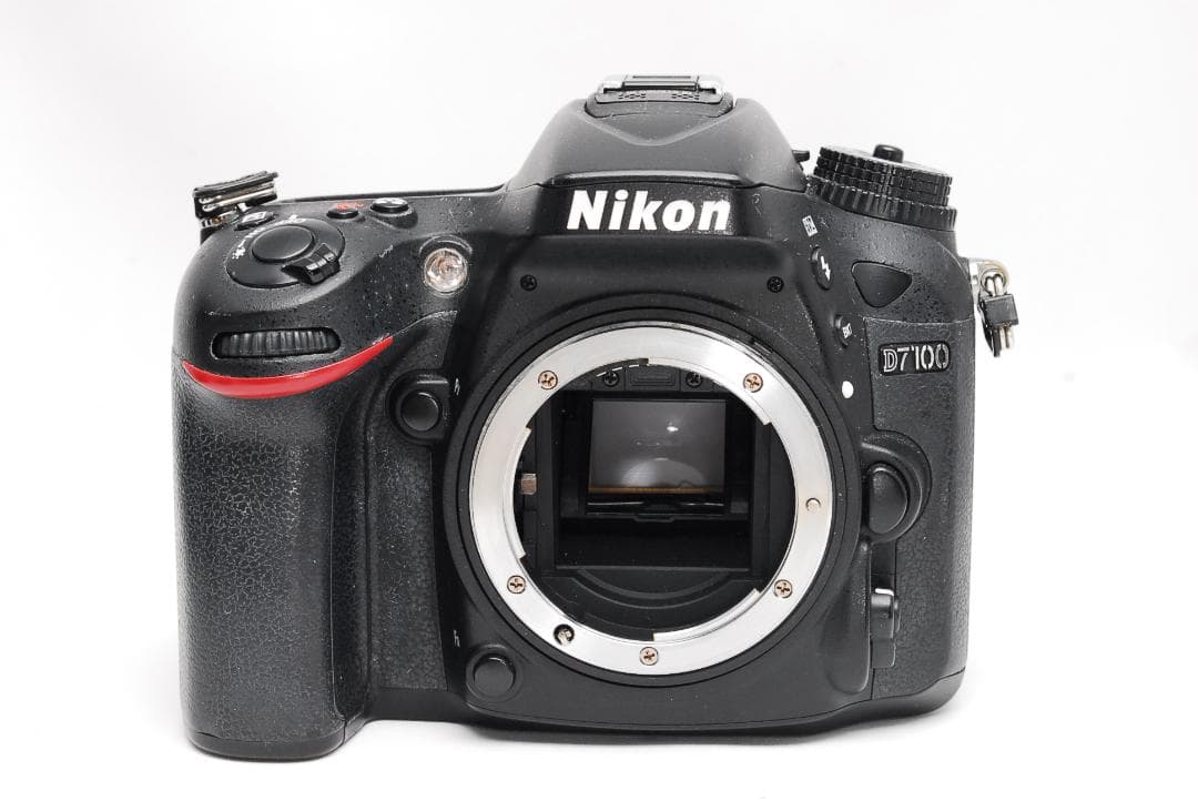 ✨️ Nikon D7100 ✨️ ハイアマチュア 超望遠レンズ 高速連写