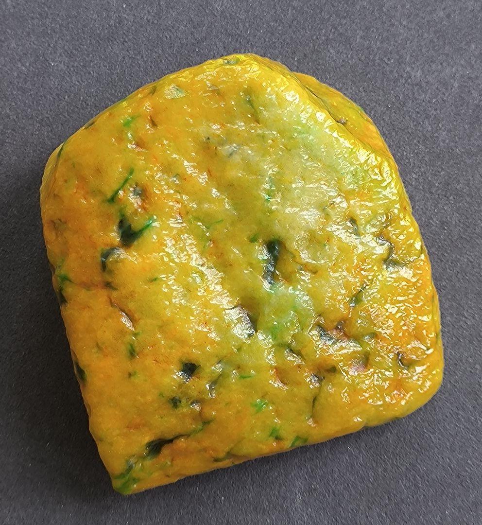 天野太郎【貴重】ミャンマー産黄本翡翠（ジェダイト）の原石（359ｇ）