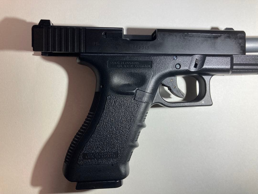 東京マルイGlock 18C ガスブローバック　セミカスタム　2丁拳銃　グロック