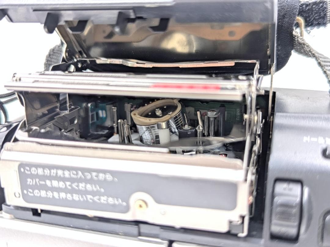 miniDVのダビングに！ Victor ビデオカメラ GR-DVF10