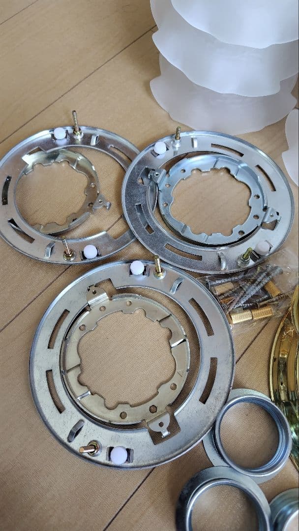 ３個セット　中古取り外し品　TOSHIBA シャンデリア