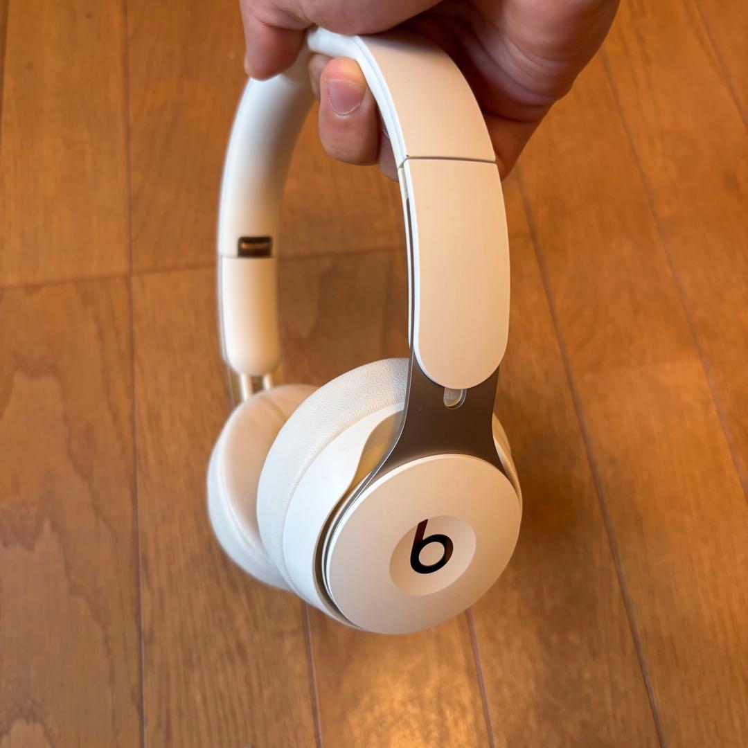 【値下げ対応可】Beats Solo Pro ワイヤレスヘッドホン ホワイト