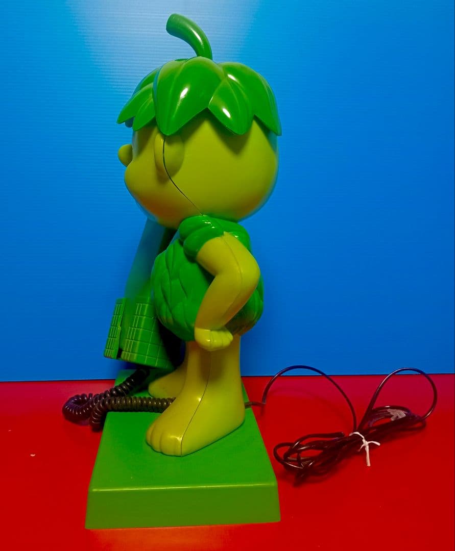 1984 概ね美品 グリーンジャイアントスプラウトプッシュ電話機