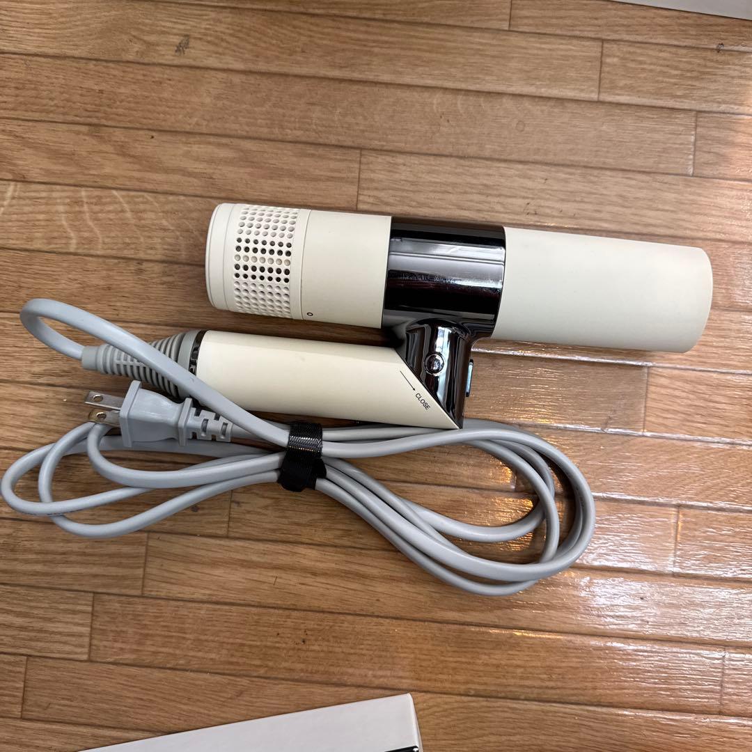 KINUJO（キヌージョ）　ＫＨ001ヘアドライヤー（正常動作品）