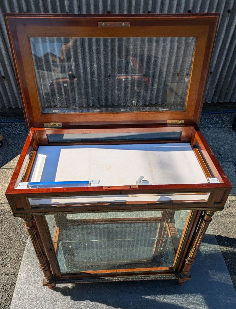 イギリス19世紀　ヴィクトリアンブロンズ飾付ショーケース