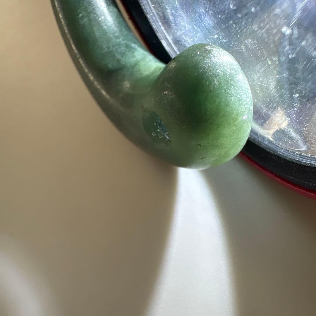 ヒスイ　勾玉二つ