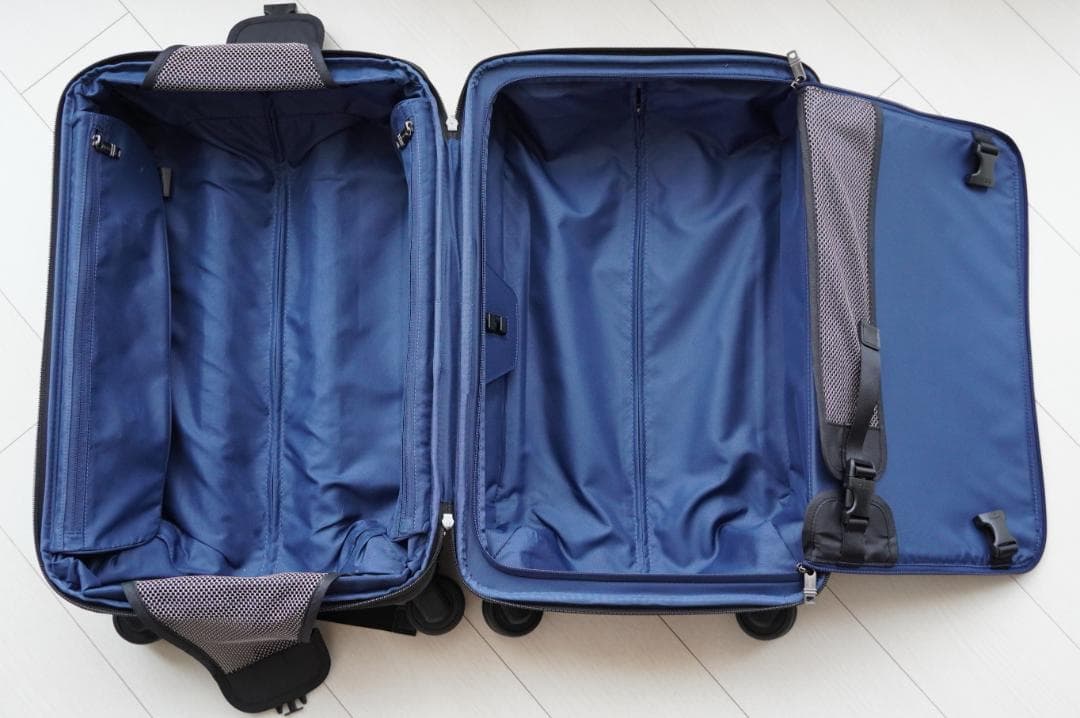 TUMI ALPHA2 インターナショナル エクスパンダブル・4ウィールキャリー