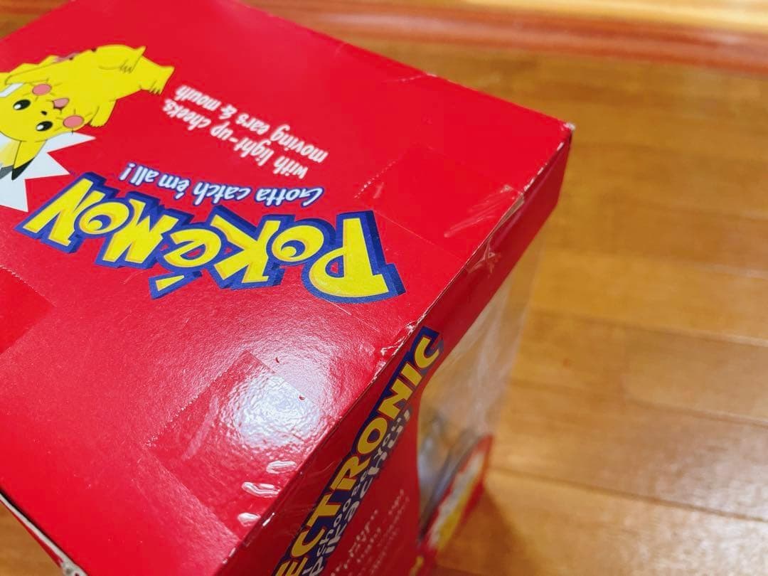 Hasbro ピカチュウ ぬいぐるみ ELECTRONIC PLUSH 1989