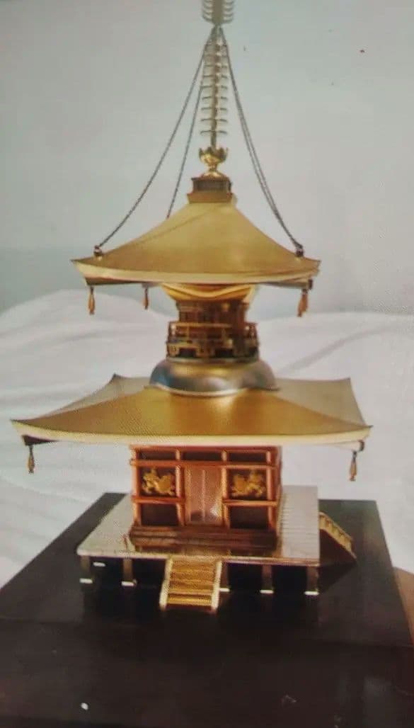 東京銀器製　多宝塔　1500g　本体のみです。