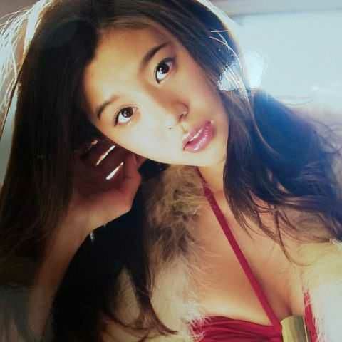 朝比奈 彩、BLT100枚限定直筆サイン、シリアルナンバー入り写真パネル