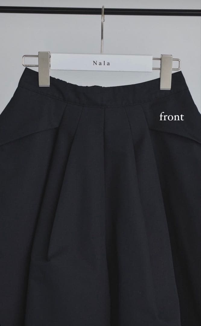 Nala 黒 ドレスパンツ　新品未使用