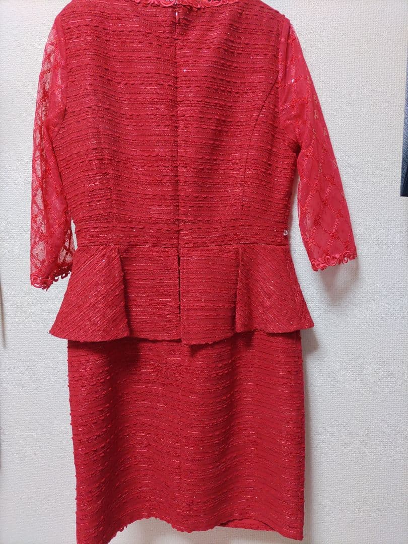 ソブレ 刺繍レースタックペプラムワンピース レッド XL