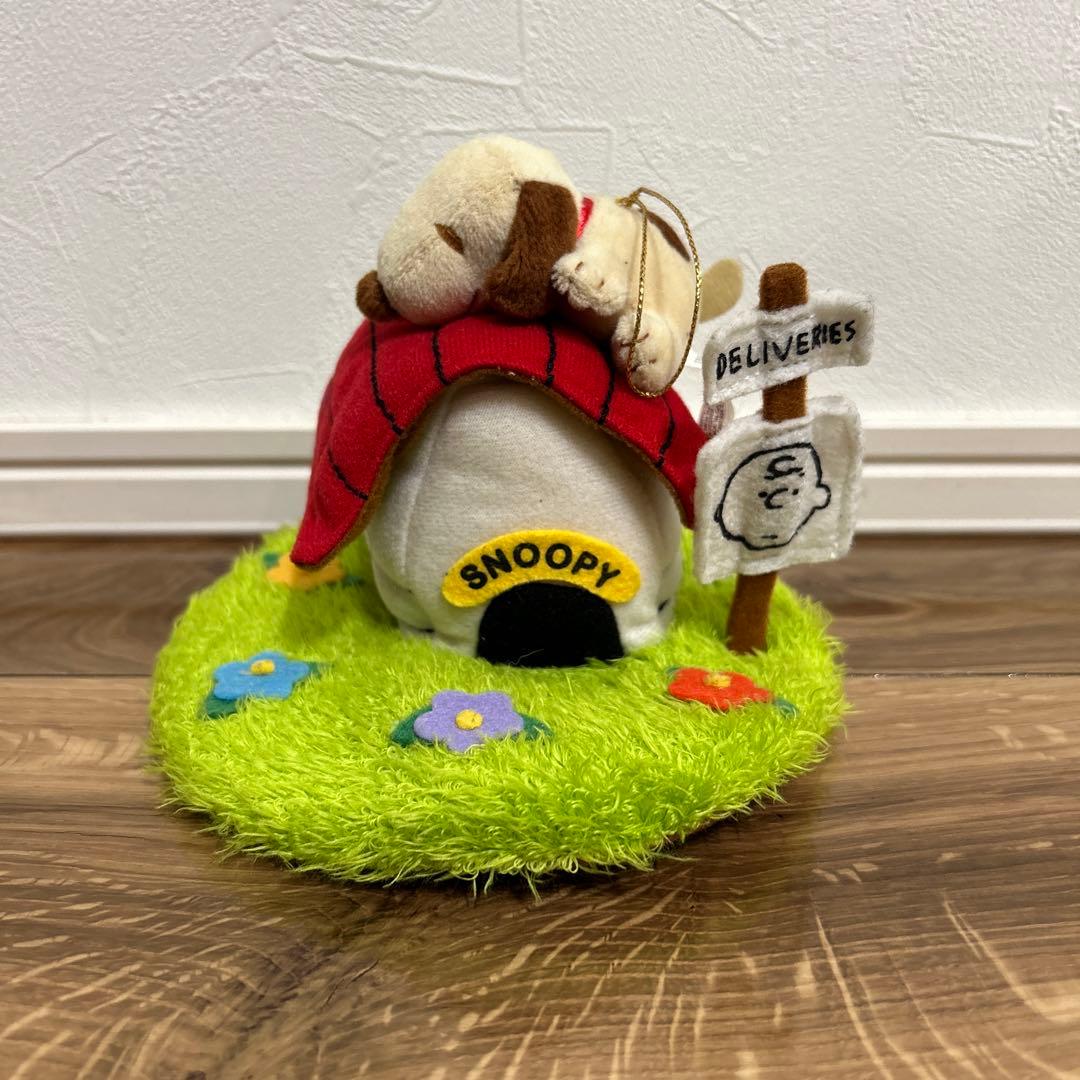 ジオラマ　スヌーピー　ウッドストック　ハウス　マスコット　ぬいぐるみ　ピーナッツ