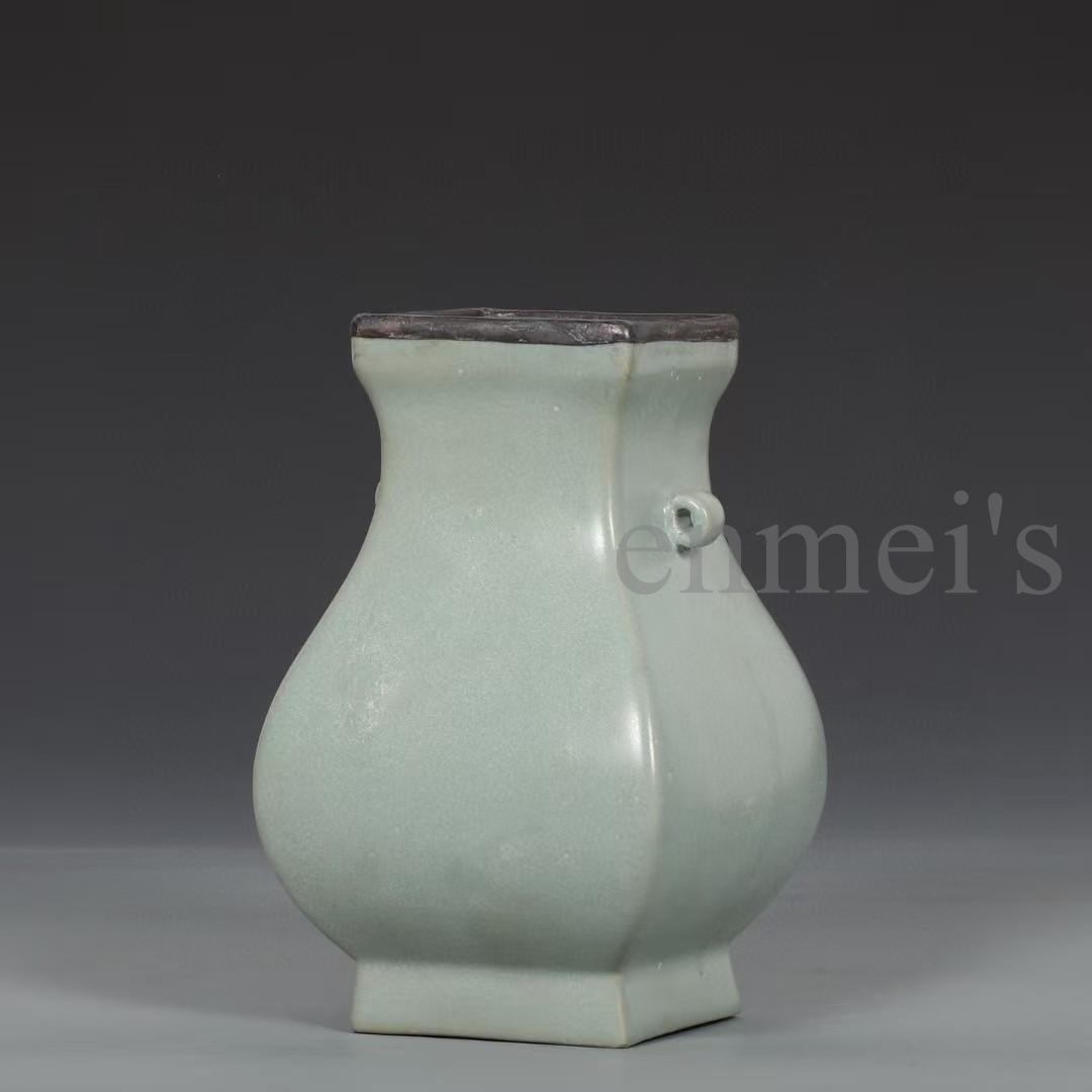 中国古美術・宋汝窯款天青釉銀口四方尊花瓶・工芸品・木箱付・文房具・風水開運・陶器
