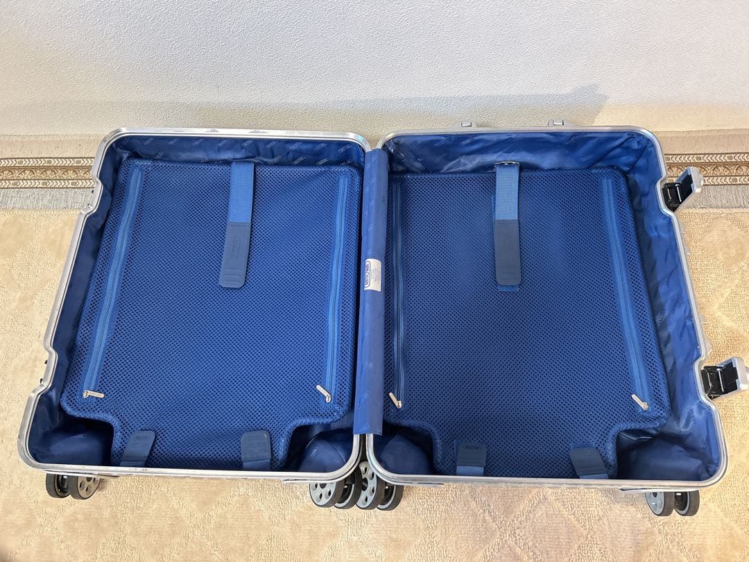 RIMOWA 【TOPAS】 リモワトパーズ45リットルスーツケース4輪シルバー