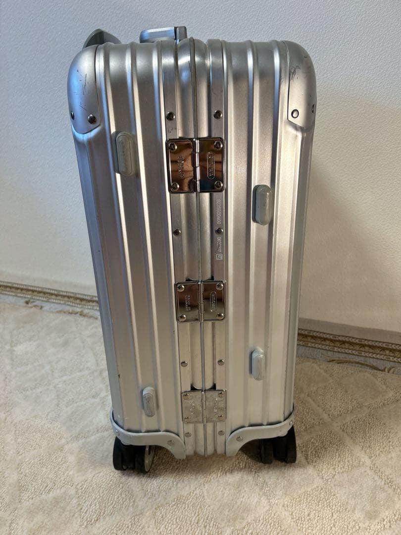 RIMOWA 【TOPAS】 リモワトパーズ45リットルスーツケース4輪シルバー