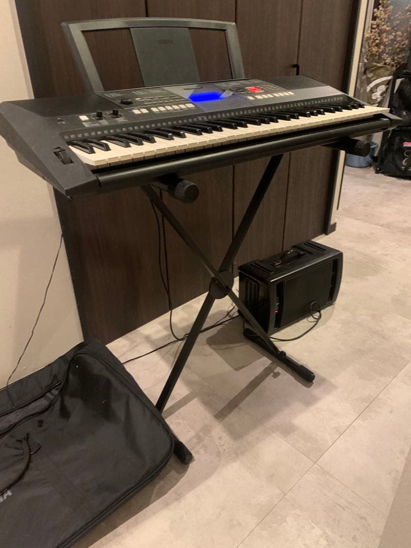 Yamaha MS60D モニタースピーカーとキーボードスタンド