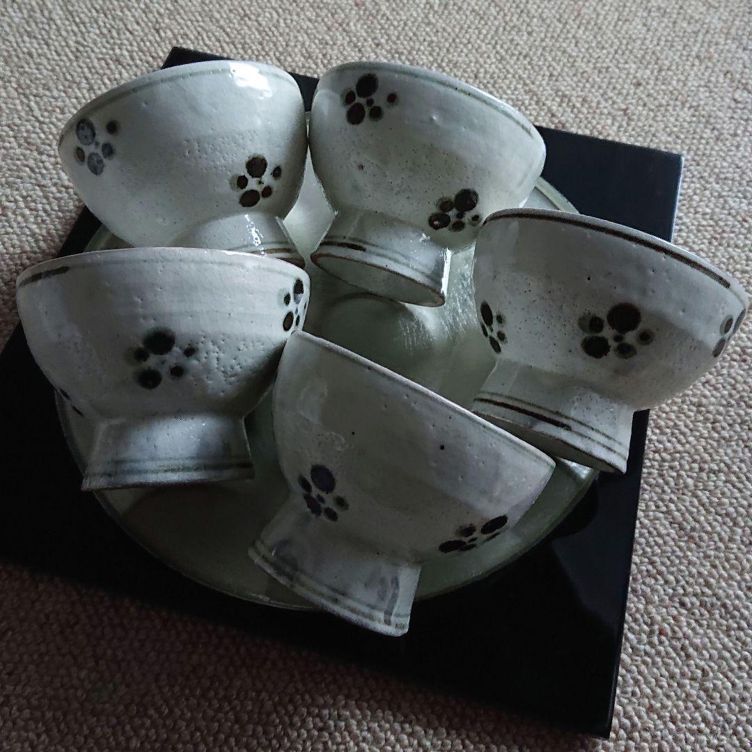 梅花文　汲出  虎渓山　水月窯 共箱入 茶器 湯呑