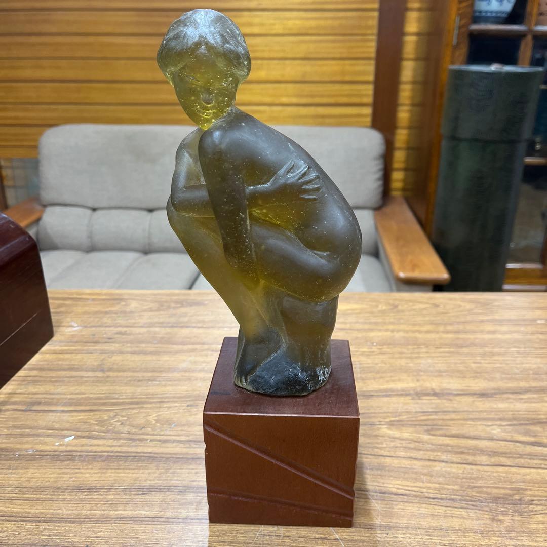 ガラス像　茂木弘行作