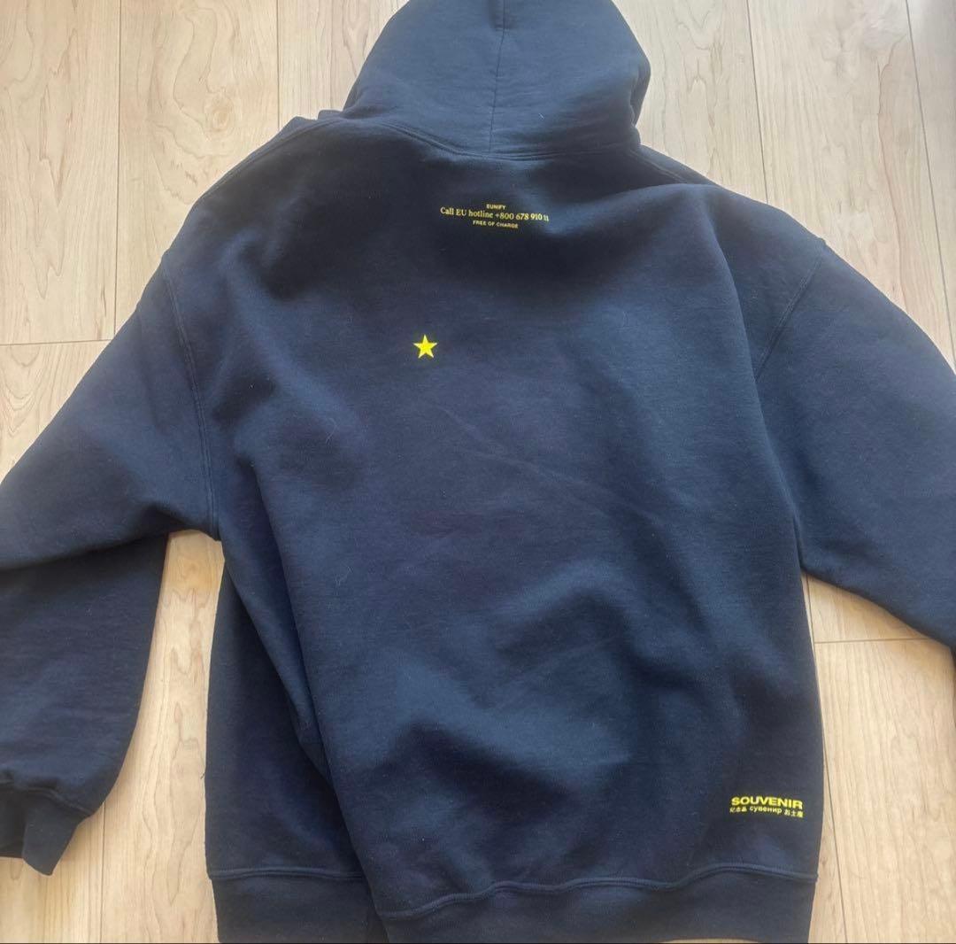 SOUVENIR EUロゴ 黒パーカー