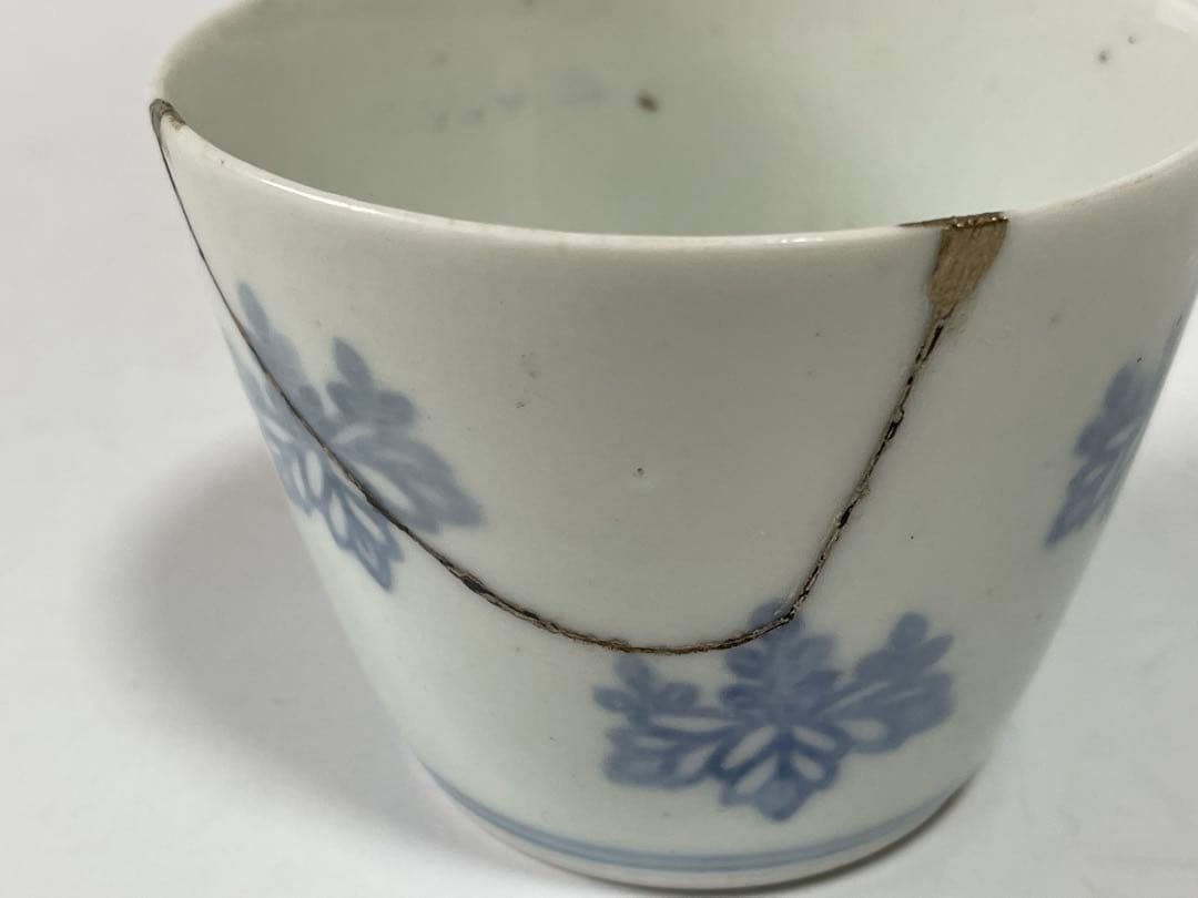 アンティーク　骨董　古伊万里　染付　こんにゃく印判　桐文様　桐　蕎麦猪口　銀継