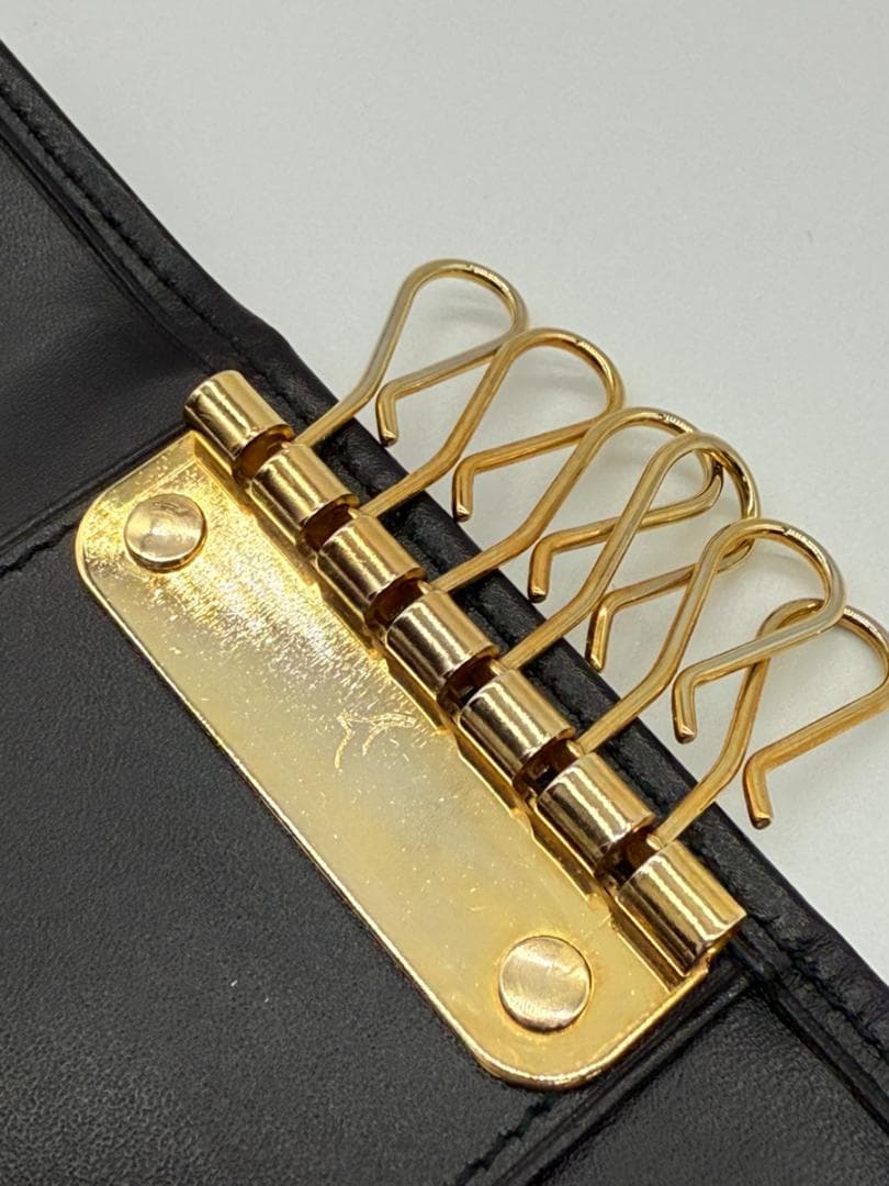 【極美品】クリスチャンディオール CDロゴ レザー 6連キーケース 黒