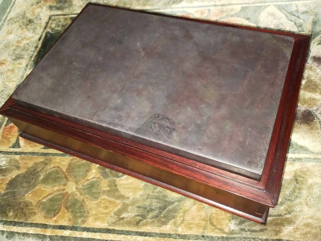 ♥大型　中国　端渓　硯　紫檀ケース付き　6.4ｋｇ　端渓硯　骨董品
