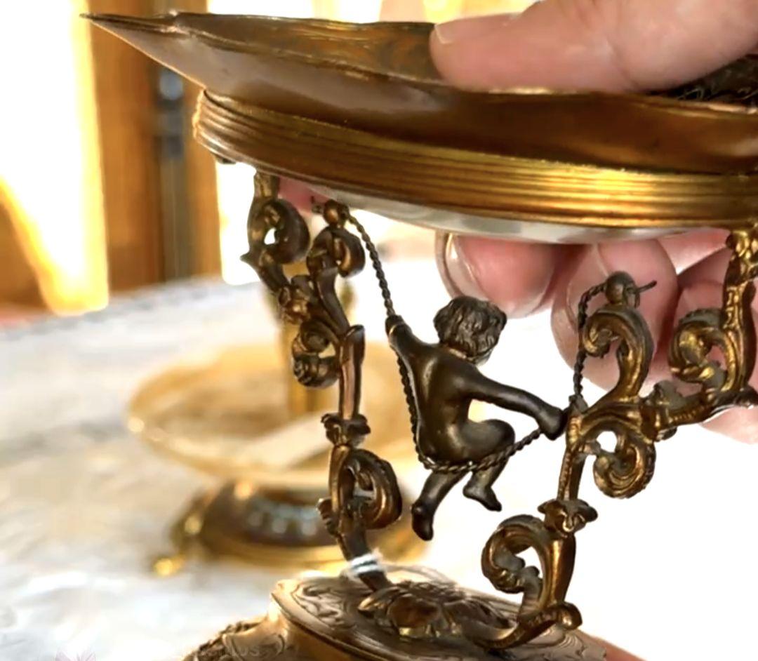 アンティーク 天使像付き装飾品