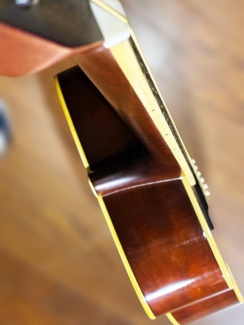 さ*く様 ★超美品！綺麗な音色激鳴り！ヤマハFG202　低弦高調整済　試聴音源有