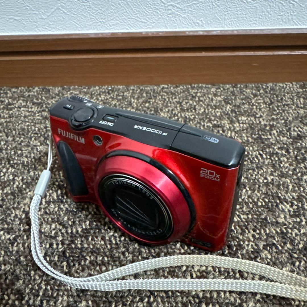 FUJiFILM 　FINEPIX　 F1000EXR