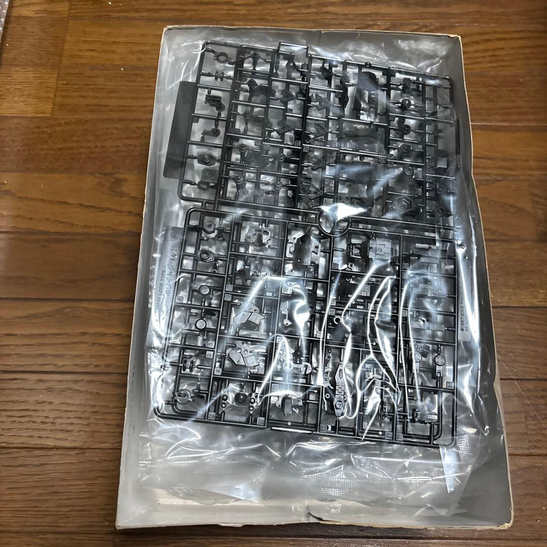 アーマードコア　ホワイトグリント　プラモデル