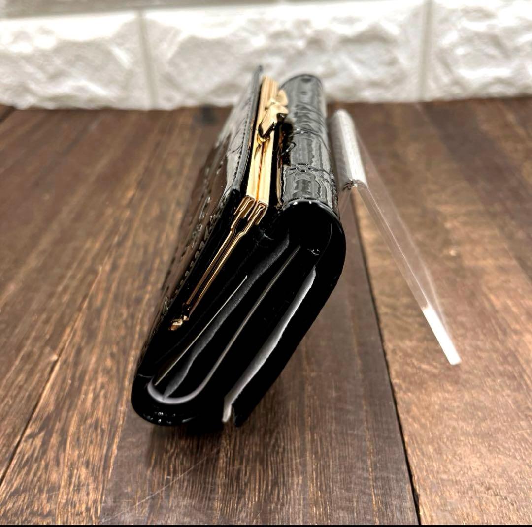 新品未使用　ヴィヴィアンウエストウッド 三つ折財布　黒　エナメル　がま口　⑥